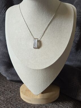 Genevive 925 Sterling Silver Cubic Zirconia Bar Pendant Necklace ✨️ NIB